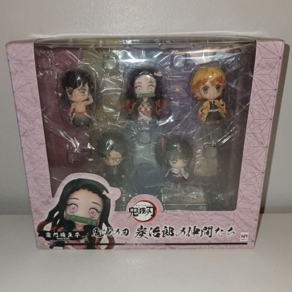 Set Figuras Demon Slayer - Tanjiro with Nakama Mascot Set - Anime Store