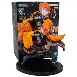 Figura Marshall D Teach One Piece Battle Record Collection
